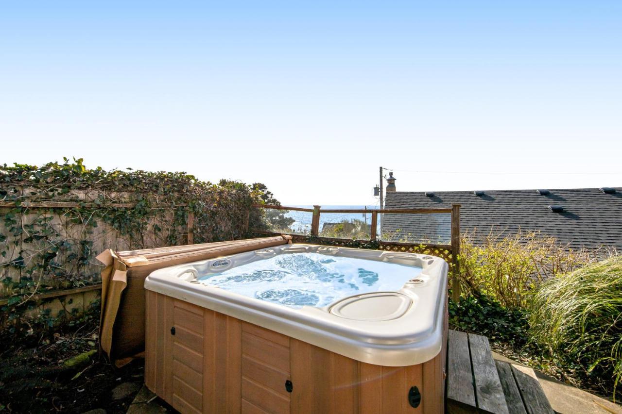 Villa Blue Wave Heights Lincoln City Exterior foto